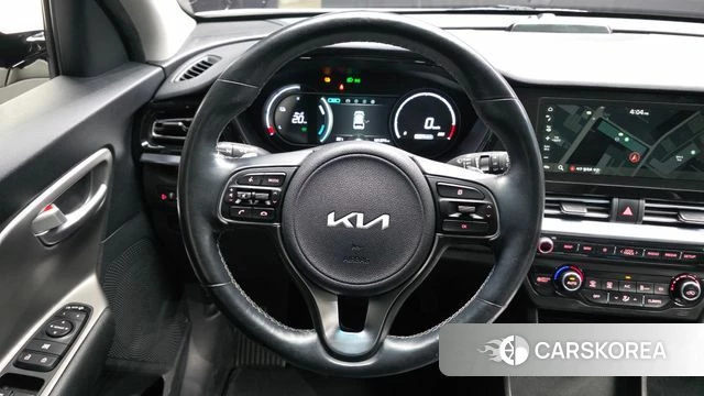 Kia Niro Plus 2022 Белый из Кореи, фото 4