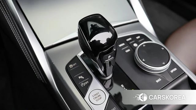 BMW 4 Series (G22) 2022 Белый из Кореи, фото 4