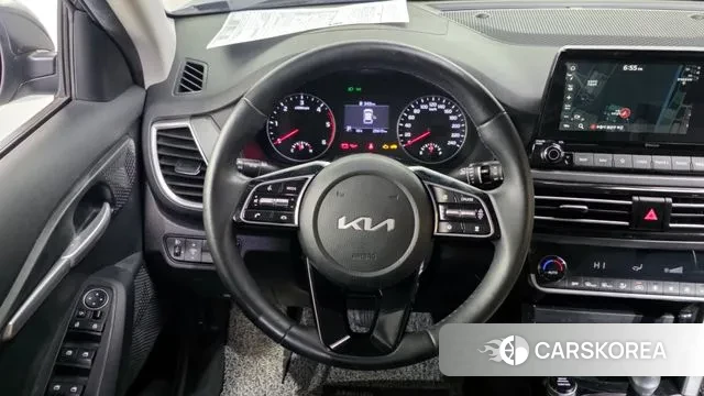 Kia Seltos 2021 Серый из Кореи, фото 4