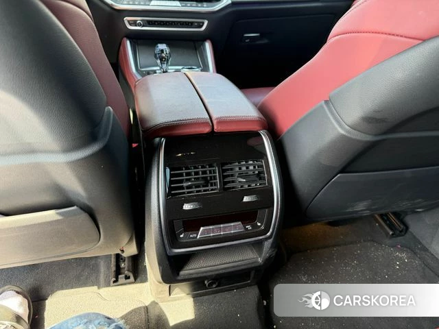 BMW X6 (G06) 2021 Песочный из Кореи, фото 4