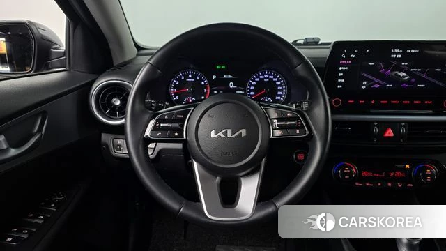 Kia The New K3 2nd generation 2022 Серый из Кореи, фото 4