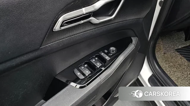 Kia Sportage 5th Generation 2022 Белый из Кореи, фото 4