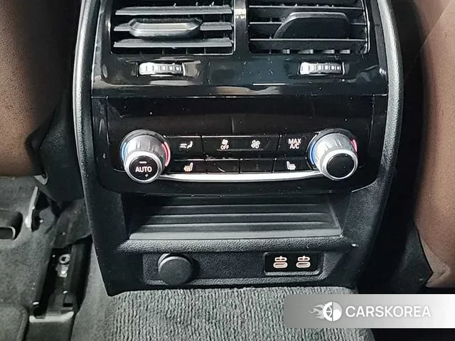 BMW 5 Series (G30) id 2890095 из Кореи 4