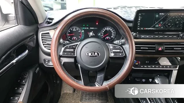 Kia Seltos 2021 Белый из Кореи, фото 4