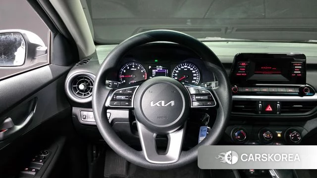 Kia The New K3 2nd generation 2022 Белый из Кореи, фото 4