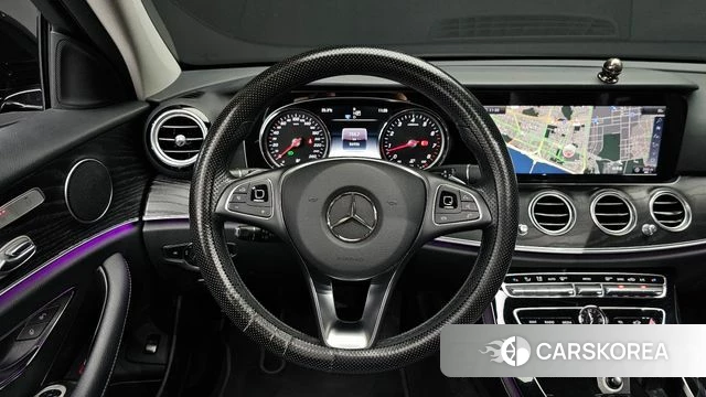 Mercedes-Benz E-Class W213 2018 Черный из Кореи, фото 4