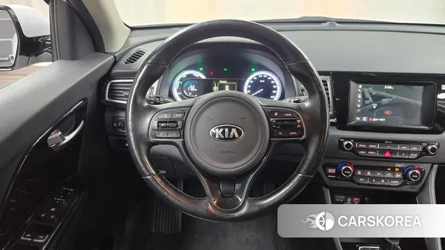 Kia Niro 2018 Белый из Кореи, фото 4