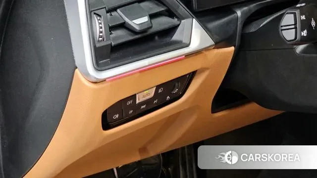 BMW 3 Series (G20) 2023 Белый из Кореи, фото 4