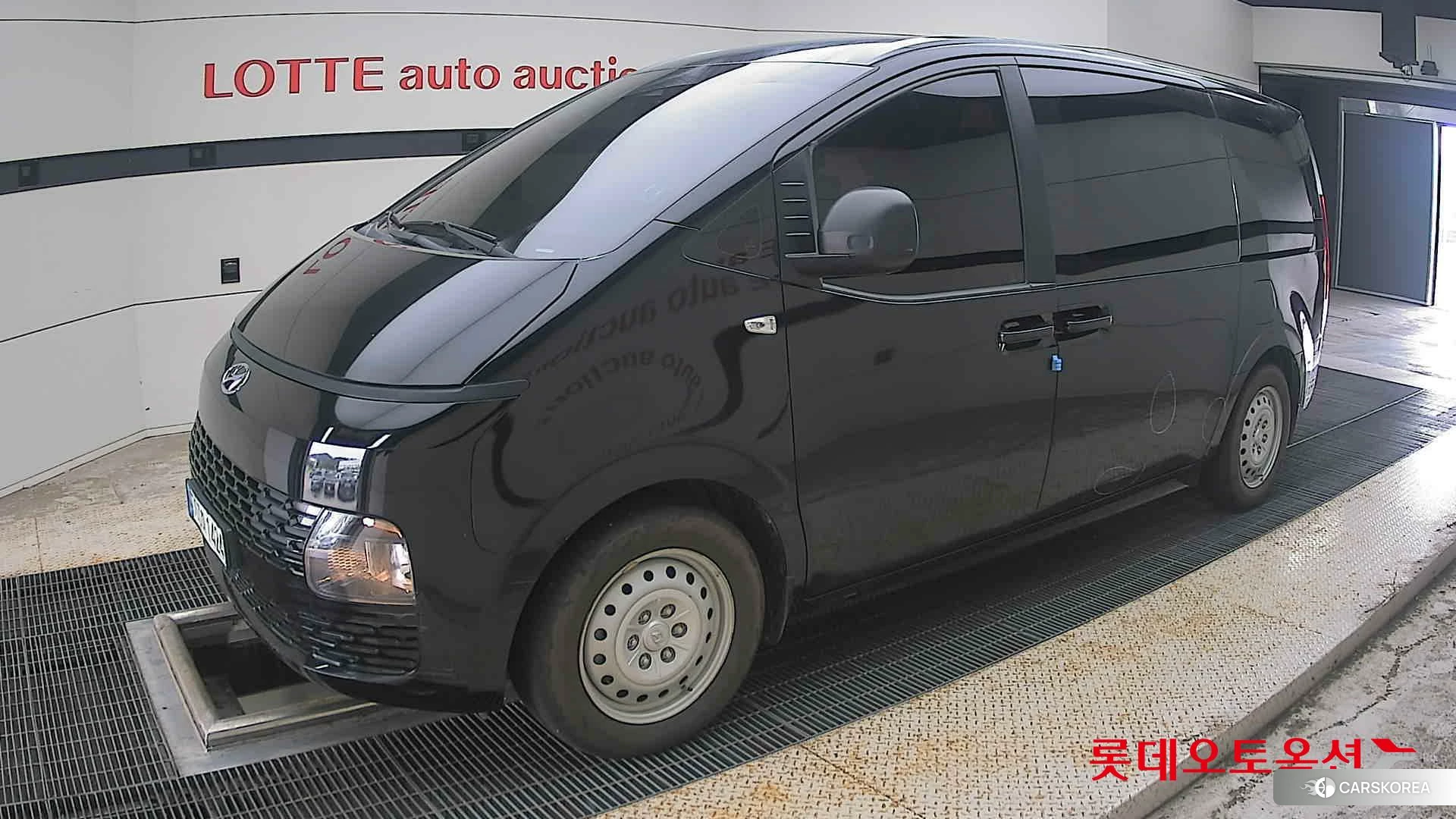 Hyundai Staria 2022 Abyss Black Pearl из Кореи, фото 4