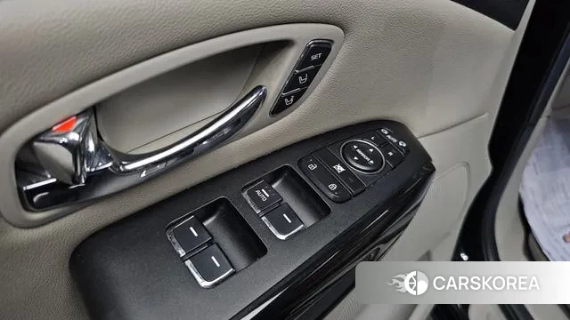 Kia The New Carnival 2019 Черный из Кореи, фото 4