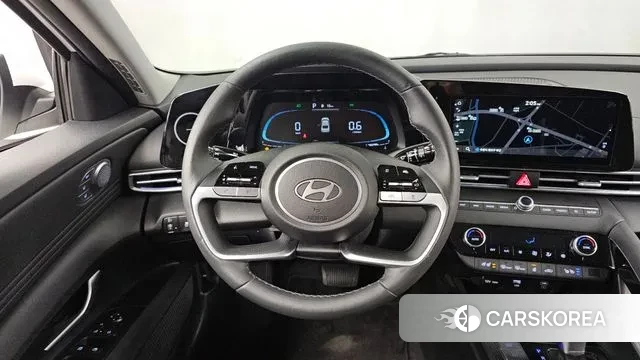 Hyundai The New Avante (CN7) 2023 Белый из Кореи, фото 4