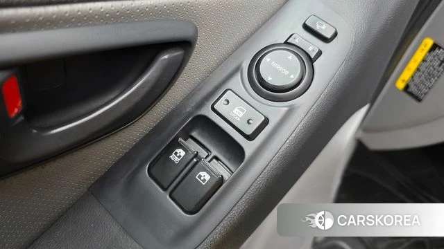 Hyundai The New Grand Starex 2019 Желтый из Кореи, фото 4