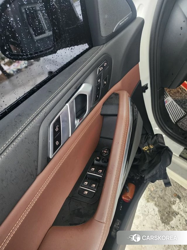 BMW X6 (G06) 2024 Белый из Кореи, фото 4