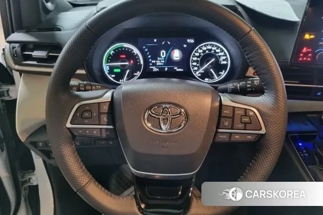 Toyota Sienna 4th Generation 2023 Белый из Кореи, фото 4