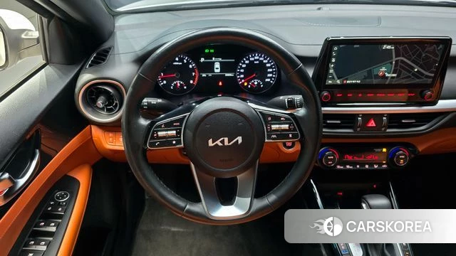 Kia The New K3 2nd generation 2022 Белый из Кореи, фото 4