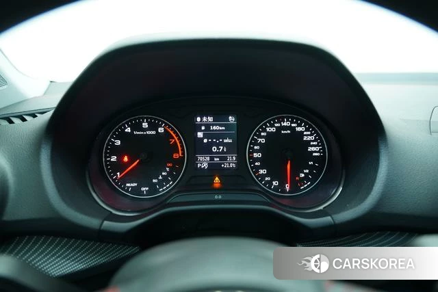 Audi Q2L 2022 Белый из Китая, фото 4