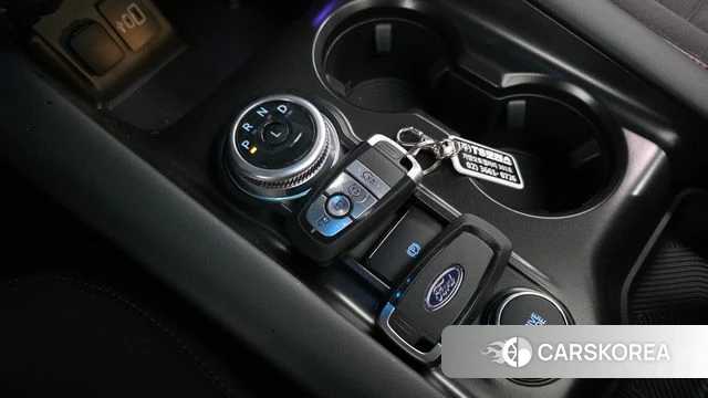 Ford Explorer 6th Generation 2025 Белый из Кореи, фото 4