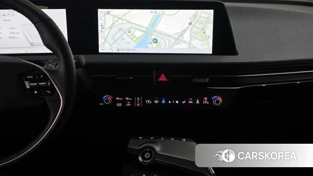 Kia EV6 2023 Серый из Кореи, фото 4