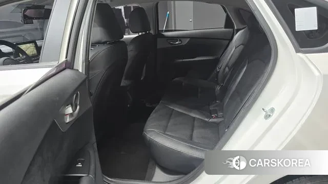 Kia Come New K3 2021 Белый из Кореи, фото 4