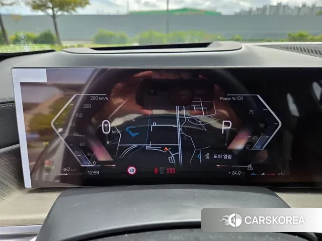 BMW X7 (G07) 2025 Белый из Кореи, фото 4