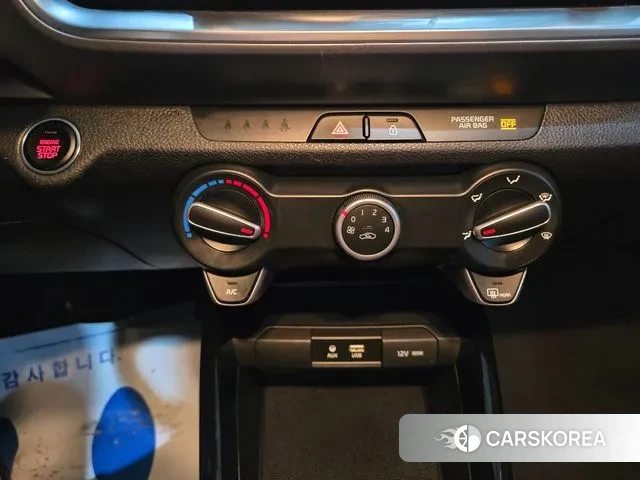Kia Stonic 2018 Красный из Кореи, фото 4