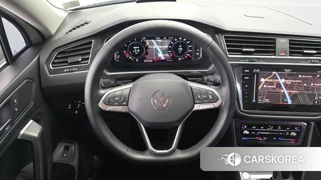 Volkswagen Tiguan Allspace 2022 Белый из Кореи, фото 4
