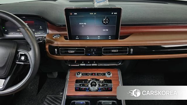 Lincoln Aviator 2nd generation 2021 Белый из Кореи, фото 4