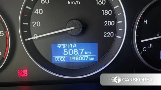 Hyundai Grand Starex 2018 Серебристо-серый из Кореи, фото 4