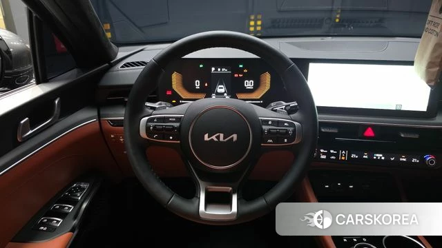 Kia The New K5 3rd generation 2026 Серый из Кореи, фото 4