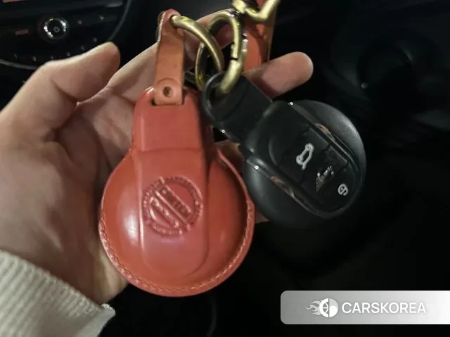 Mini Cooper S 2019 Красный из Кореи, фото 4