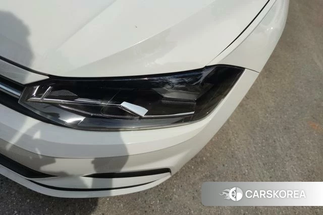 Volkswagen Polo 2022 Белый из Китая, фото 4