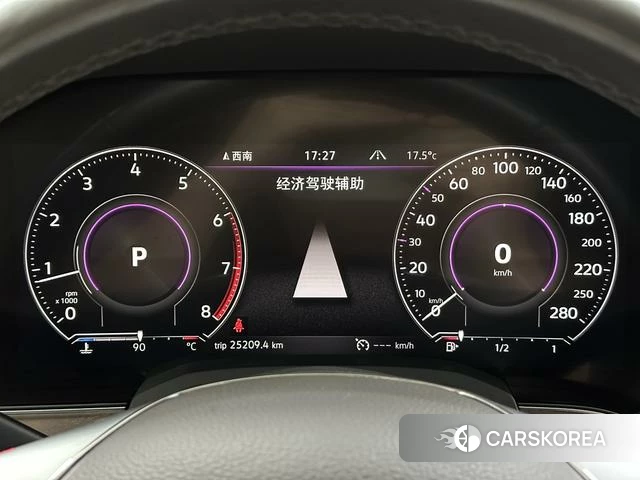Volkswagen Touareg 2019 Черный из Китая, фото 4