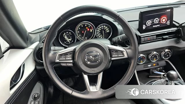 Mazda MX-5 MIATA 2021 Белый из Кореи, фото 4