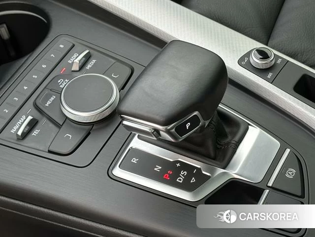 Audi A5 2020 Темно-серый из Китая, фото 4