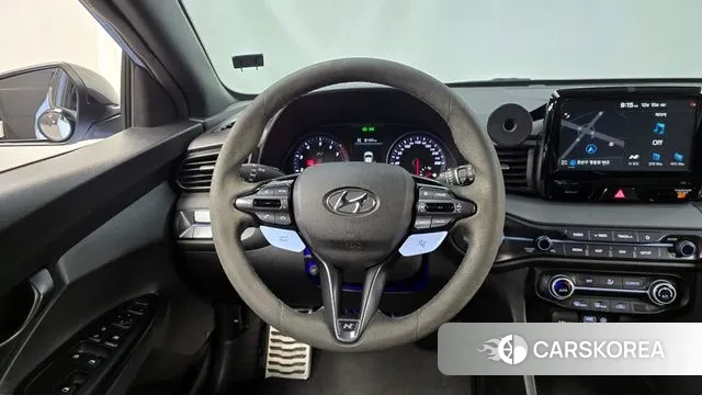 Hyundai Veloster (JS) 2018 Светло-серебряный цвет из Кореи, фото 4