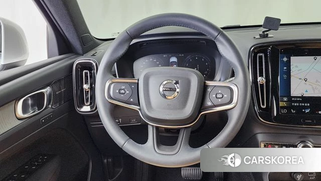 Volvo XC40 2021 Белый из Кореи, фото 4