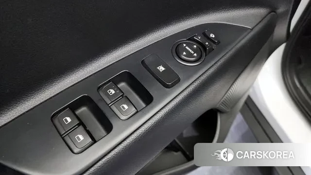 Kia Stonic 2019 Белый из Кореи, фото 4