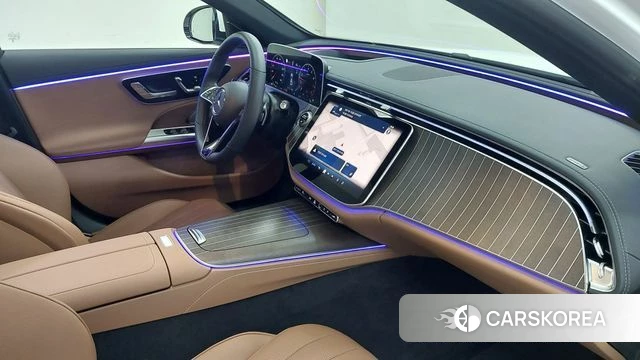 Mercedes-Benz E-Class W214 2025 Белый из Кореи, фото 4