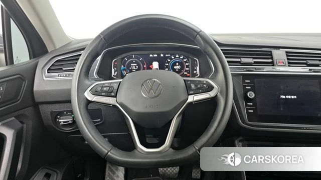 Volkswagen Tiguan second Generation 2022 Серый из Кореи, фото 4