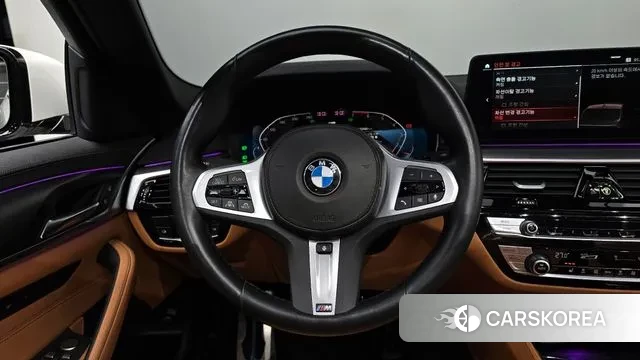 BMW 5 Series (G30) 2022 Белый из Кореи, фото 4