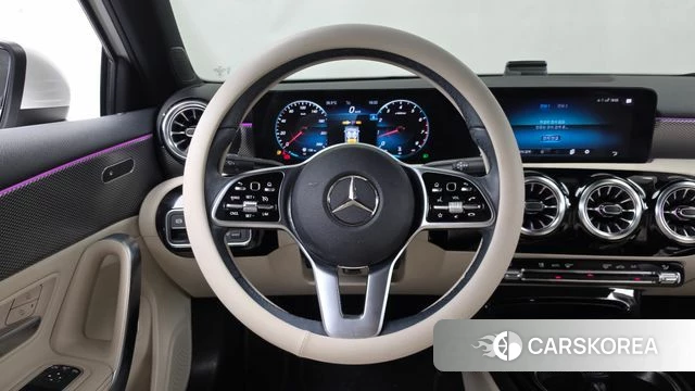Mercedes-Benz A-Class W177 2022 Белый из Кореи, фото 4