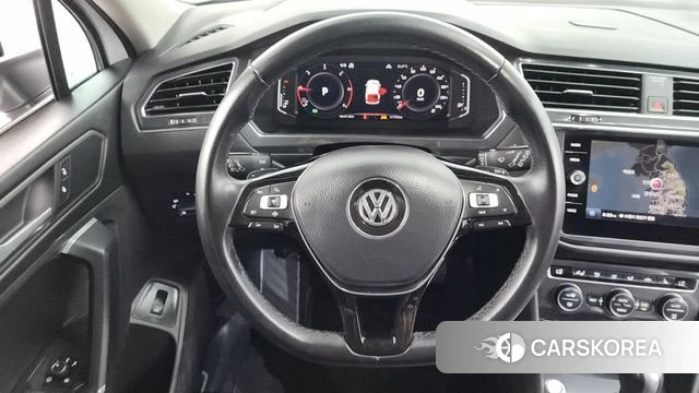 Volkswagen Tiguan Allspace 2020 Белый из Кореи, фото 4