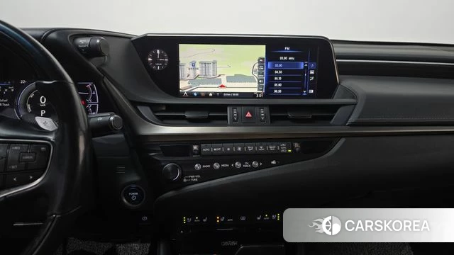 Lexus ES300h 7th generation 2019 Серый из Кореи, фото 4