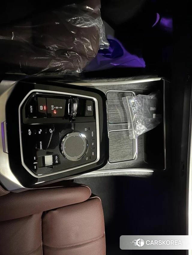 BMW 7 Series (G70) 2025 Черный из Кореи, фото 4