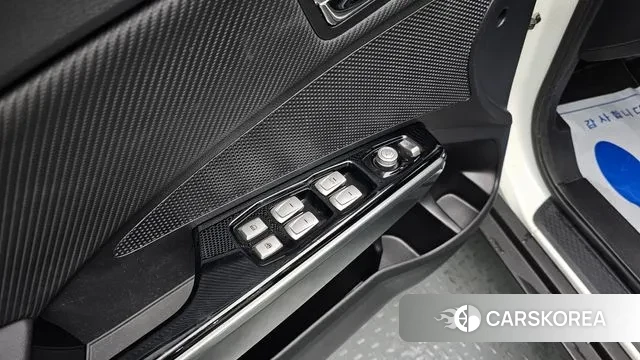 Ssangyong Tivoli Armor 2018 Белый из Кореи, фото 4