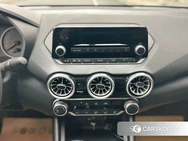 Nissan Xuan Yi 2021 Темно-серый из Китая, фото 4