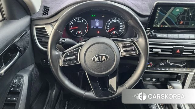 Kia Seltos 2019 Белый из Кореи, фото 4