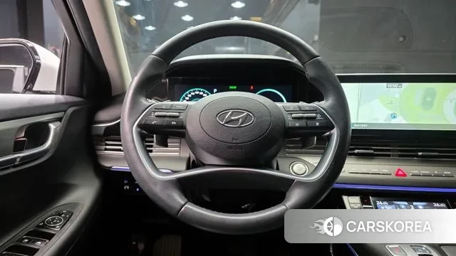 Hyundai The New Grandeur IG Hybrid 2022 Белый из Кореи, фото 4