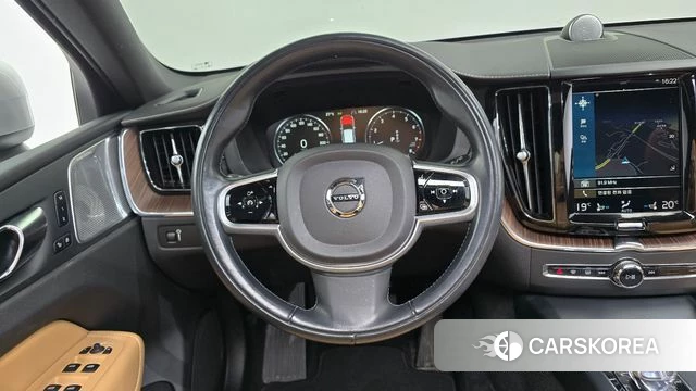 Volvo XC60 second Generation 2021 Серебряный из Кореи, фото 4
