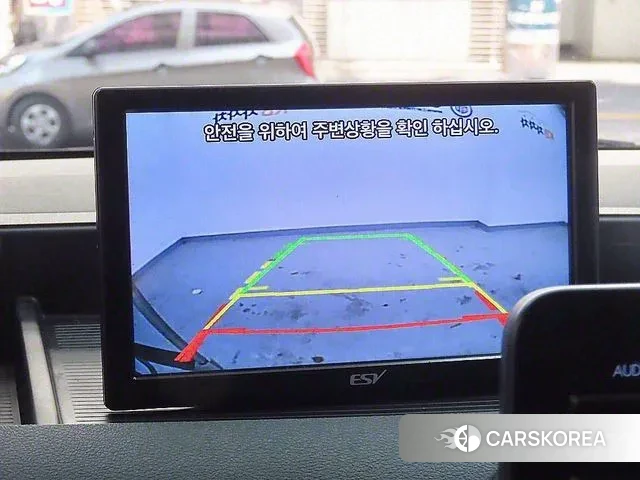 Hyundai Staria 2022 Белый из Кореи, фото 4